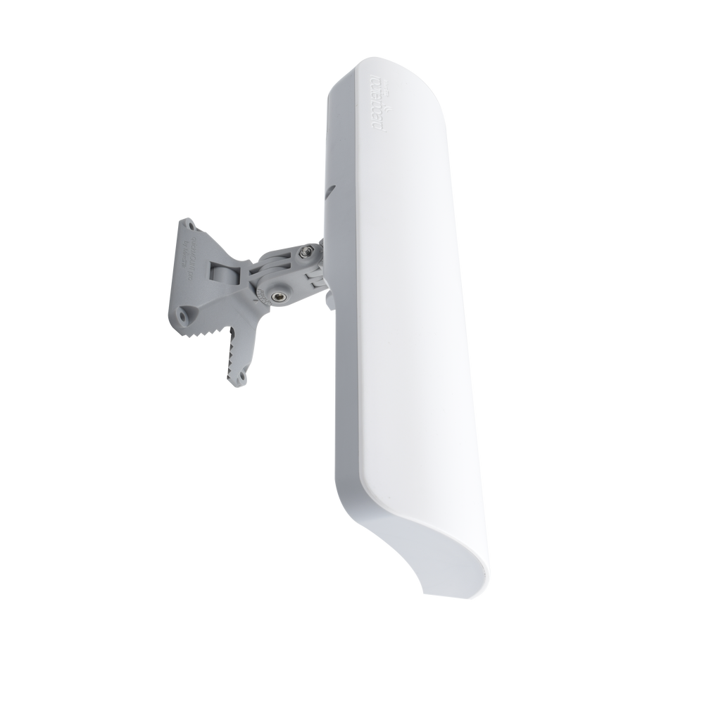 MIKROTIK - Antena 5Ghz 15dBi 120° , 2 conectores RP-SMA  (Solo Antena) mANT 15s / MTAS-5G-15D120